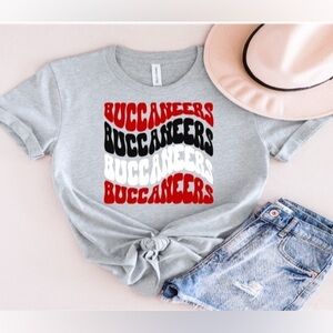 Buccaneers Wavy Tee
